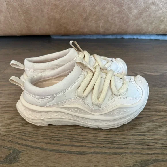 HOKA “Ora primo” size 6 - Picture 3 of 4